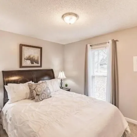 Rocket City Retreat-3BR-Office-Pets Welcome!