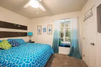 Large home close to Downtown, Hiking, CalPoly, Beaches, Wineries, Shopping