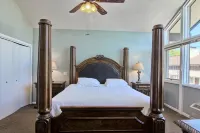 Newly Renovated 4BR / 4BA Pet-Friendly, Best Walking Location At Boyne Mountain