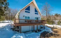Tranquil Mountain View Home Near Downtown North ConwayMountain Views. Cable TV.