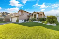 Private Backyard-Central AC! Quiet Neighborhood