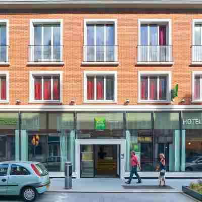Ibis Styles Calais Centre Hotel Exterior