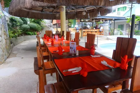 Jack Daniel Apartments