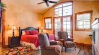 Views of the 10 mile range - 7 min from the slopes in this luxurious chalet! Hotels near Peak 8 SuperConnect