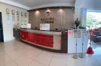 Friendly Hotel 쿠다트 호텔