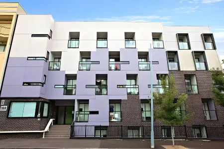 墨爾本北城市邊緣公寓飯店