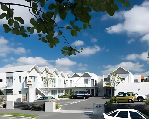 Airport Christchurch Motel Hotels near Burnside