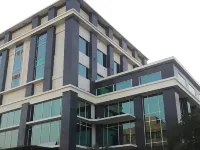 阿格拉宮殿PL酒店 鄰近阿格拉大學的酒店