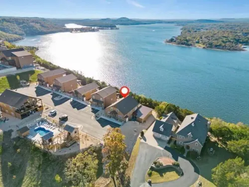 Crane’s Nest-Year Round Private Pool & Hot Tub