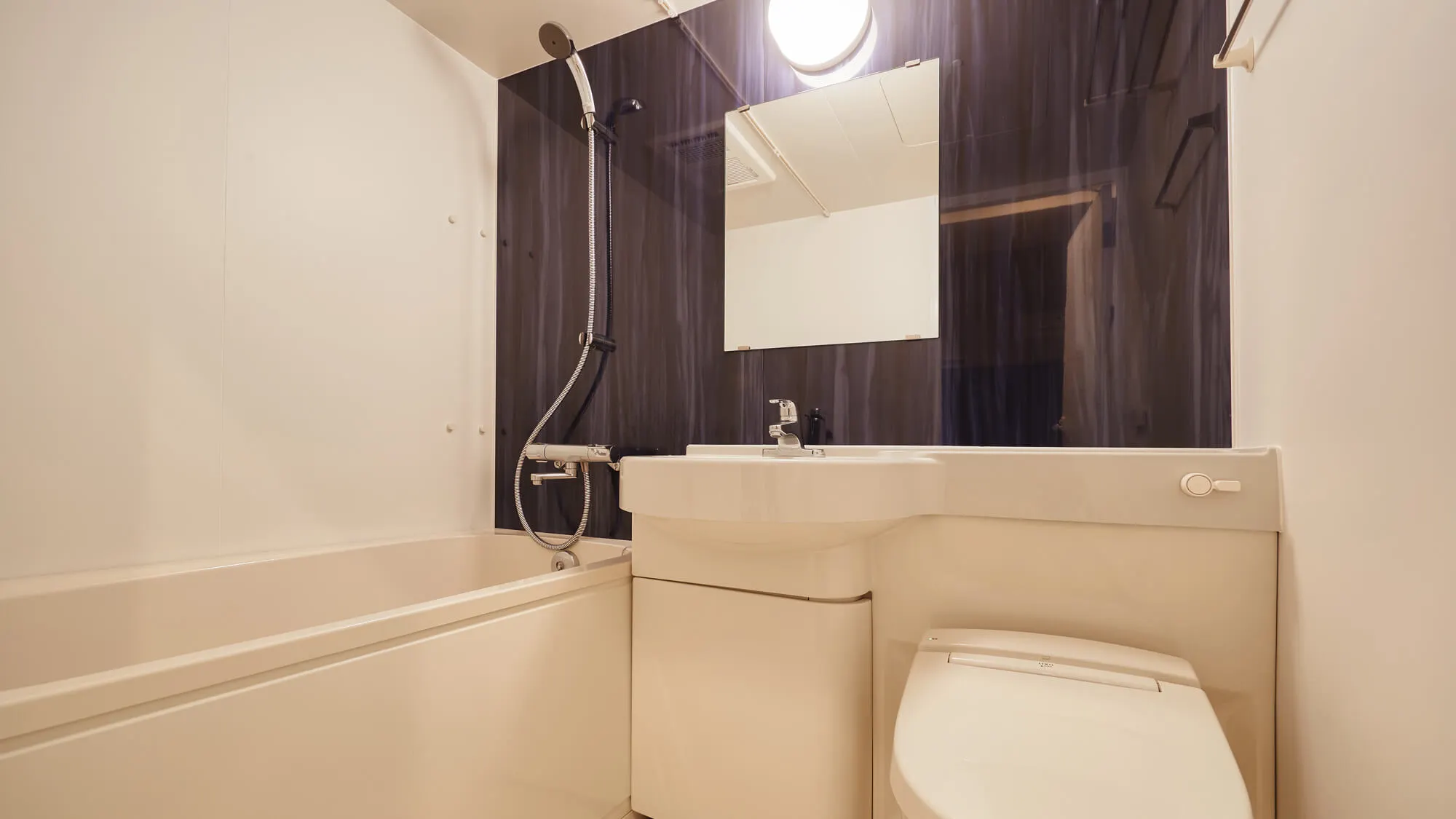 New Normal Condo in Naha Airport Rooms Photos