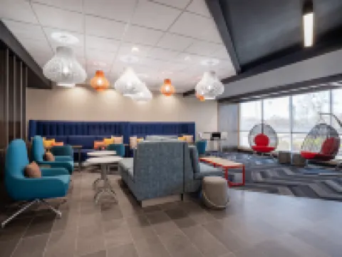 Tru by Hilton Chesapeake Greenbrier Hotels in Chesapeake