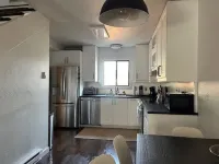 Grateful Home with King Bed
