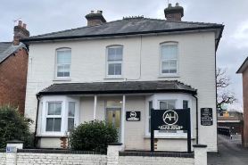 Arlan House, Central Basingstoke Hotel