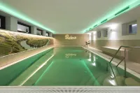 Hotel Pistono - Pools