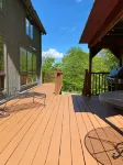 Spacious + Private Ski Lodge on 20+ Acres - 10 min to Stratton, 5 min to Bromley