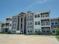 PATHWAY TO THE SEA, 3RD FLOOR PENTHOUSE! HEATED POOL AND STEPS FROM OCEAN!