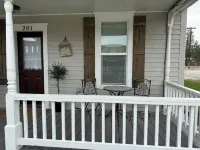 House in the heart of Darby, MontanaFully remodeled. Hotels in Darby