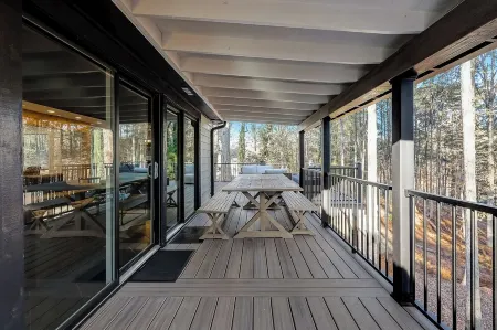 Modern Luxury Lakehouse w/ Private Dock on Lanier!