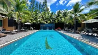 Coco Pina - piscina