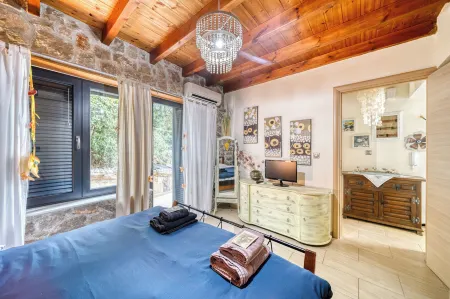 Magical View, Villa Asproneri, Kamena Vourla