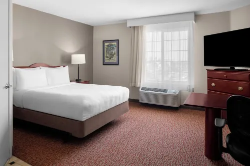 Larkspur Landing Extended Stay Suites Bellevue - Gym