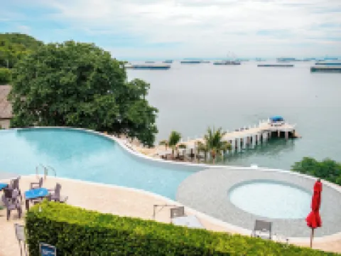 โนโวเทล เกาะสีชัง โรงแรมในเกาะสีชัง