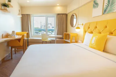 Bloom Hub Weh Andheri