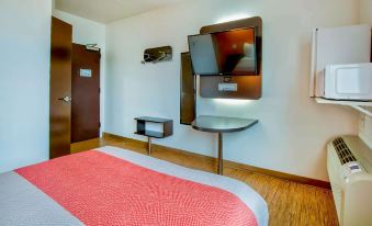 Motel 6 Eagle Pass, TX - Lakeside