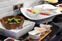 Xotel - breakfast