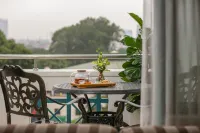 The Tray Hotel Hai Phong - Romantic