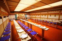 Nagaoka Grand Hotel Hotels in Ojiya