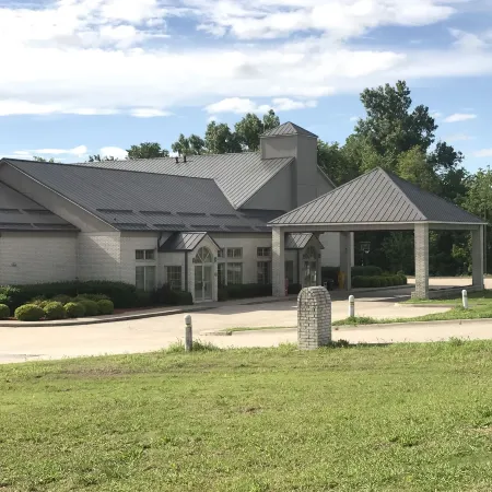 Days Inn by Wyndham Grove