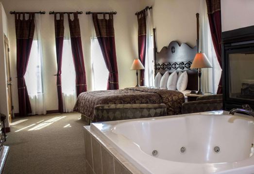 1. 블루그린 베케이..