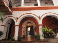 Hostal Recoleta Sur โรงแรมในซูเกร