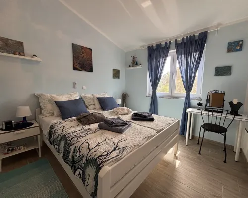 Two-Bedroom Apartment with Sea View Artmare Hotels in Lukoran