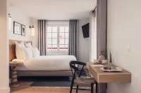 Hôtel INDARRA & Spa - Piscine Hotels in Arbonne