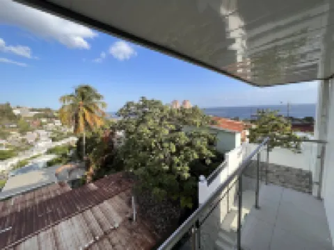 Gulfview Townhouse with Pool and Jacuzzi - parking