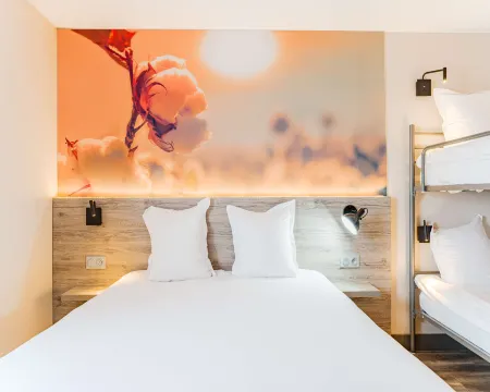 Kyriad Direct Tours Sud - Chambray les Tours