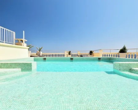 Atico Suite Ola Blanca Hotels in Finestrat