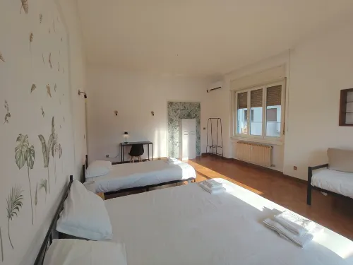 Dock Bay Lodge Hostel