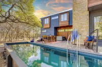 Maverick by AvantStay Pool Hot Tub Game Room