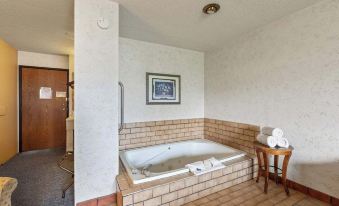 Iron Ridge Inn Motel