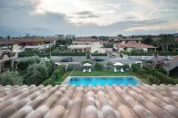 Follonica Apartments - Pool & Relax - piscina