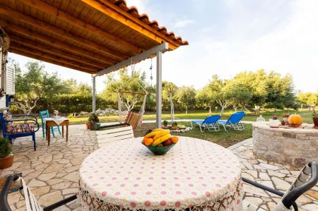 Petalidi Sunny Home One