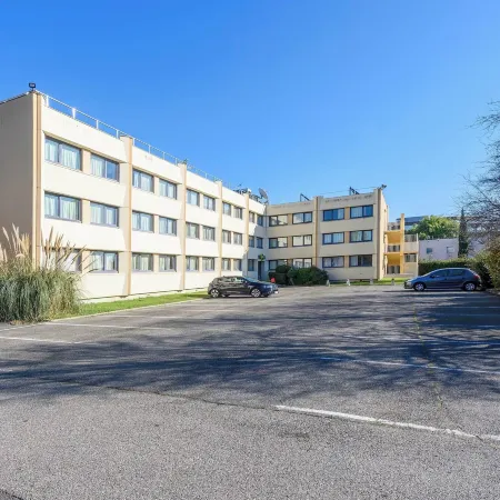 B&B Hôtel Toulouse Université Отели рядом с достопримечательностью «Университетский институт рака Онкополе в Тулузе»
