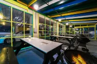 Elmar Condotel