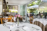 Park Plaza Bonaparte Boutique - breakfast