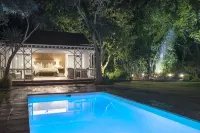 The Milner by the Oyster Collection - Pools