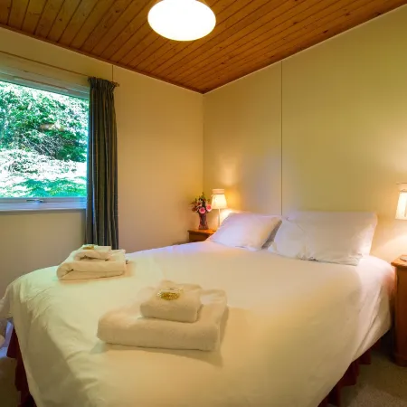Kestrel Lodge with Mountain View Free Wifi