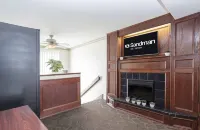Sandman Inn Smithers فنادق في سميثرز